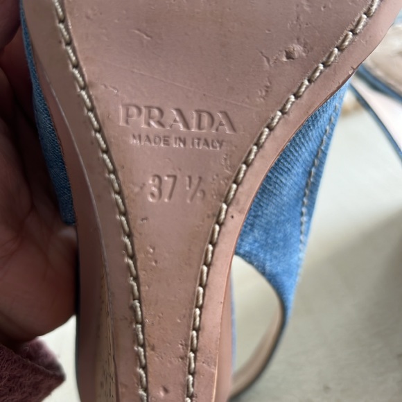 Prada - Picture 7 of 8